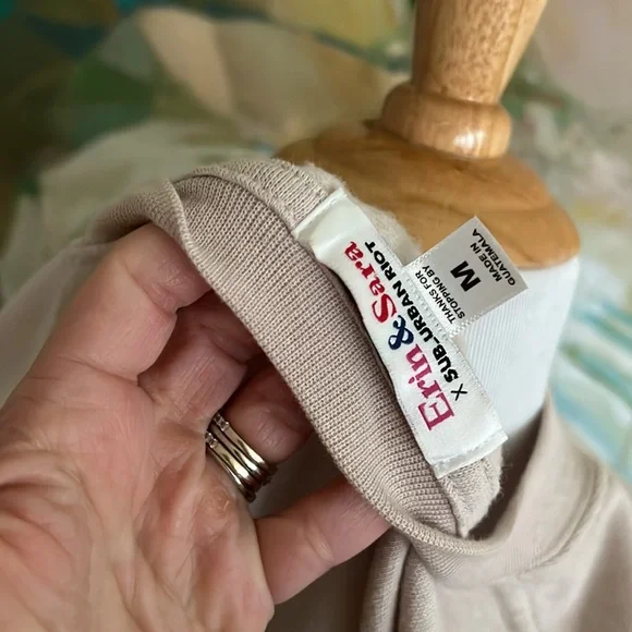 Favorite Daughter Sweatshirt by Erin & Sara for Sub_urban Riot EUC Medium - Picture 11 of 16